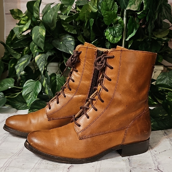 Frye Melissa Tan Leather Lace-Up Boots 6.5